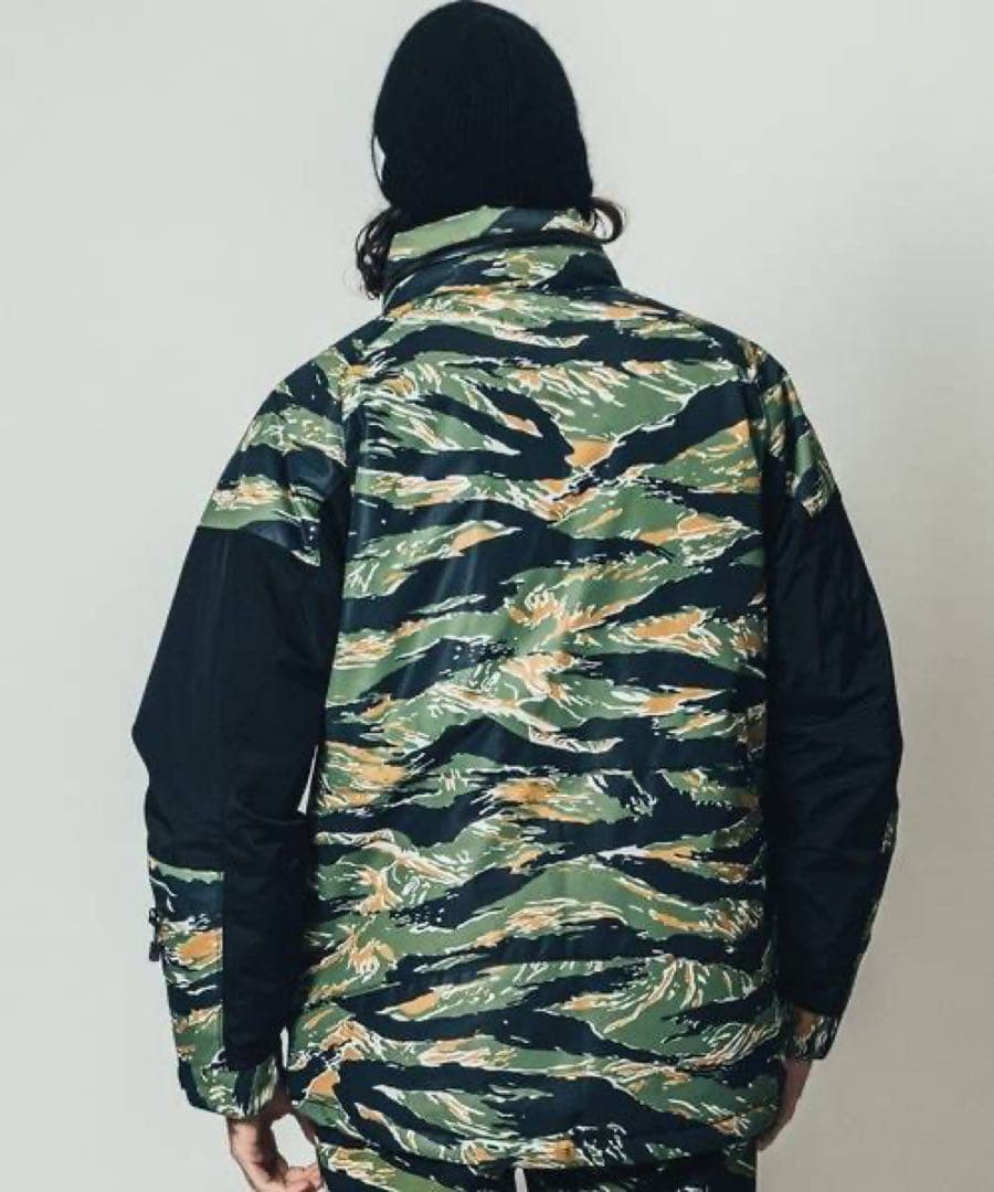 クライミー　カモフラージュ ナイロン ジャケットＬ
