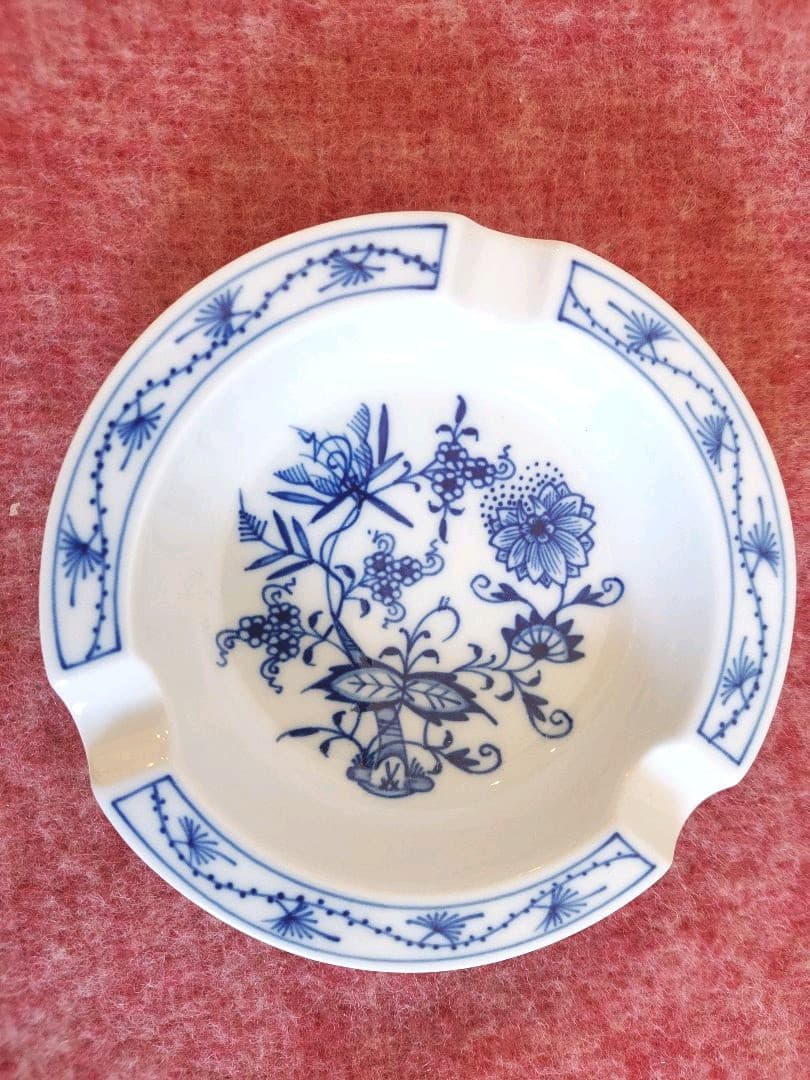 新品未使用　マイセン　ブルーオニオン　灰皿　12.7cm 陶器　アッシュトレイ