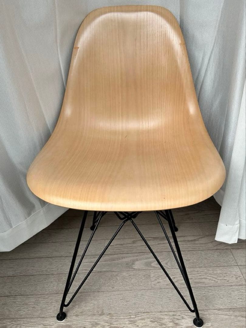 イームズウッドシェルチェア　ハーマンミラー