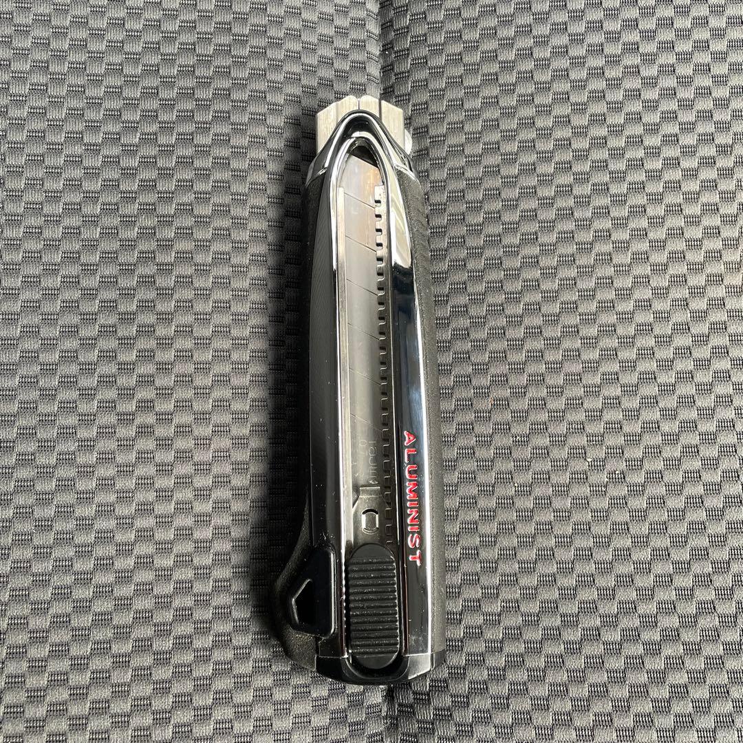 タジマアルミニストL-700 Aluminist カッターナイフ