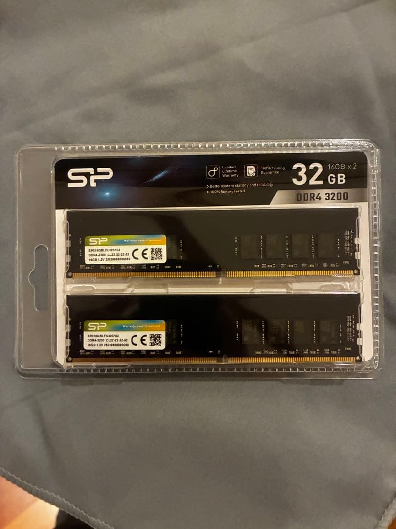 新品未開封　シリコンパワー メモリ DDR4-3200 32GB