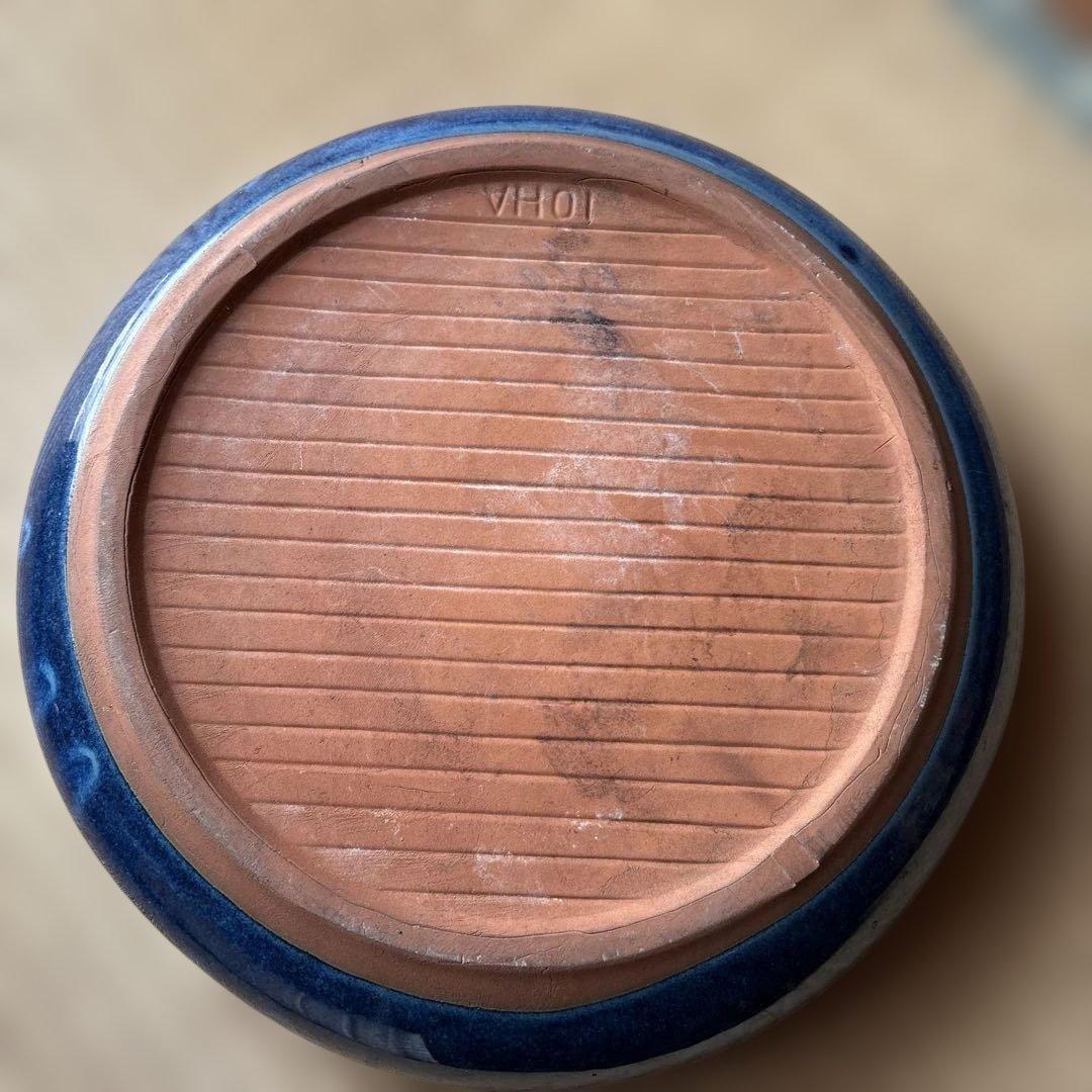 グレー 波形花器