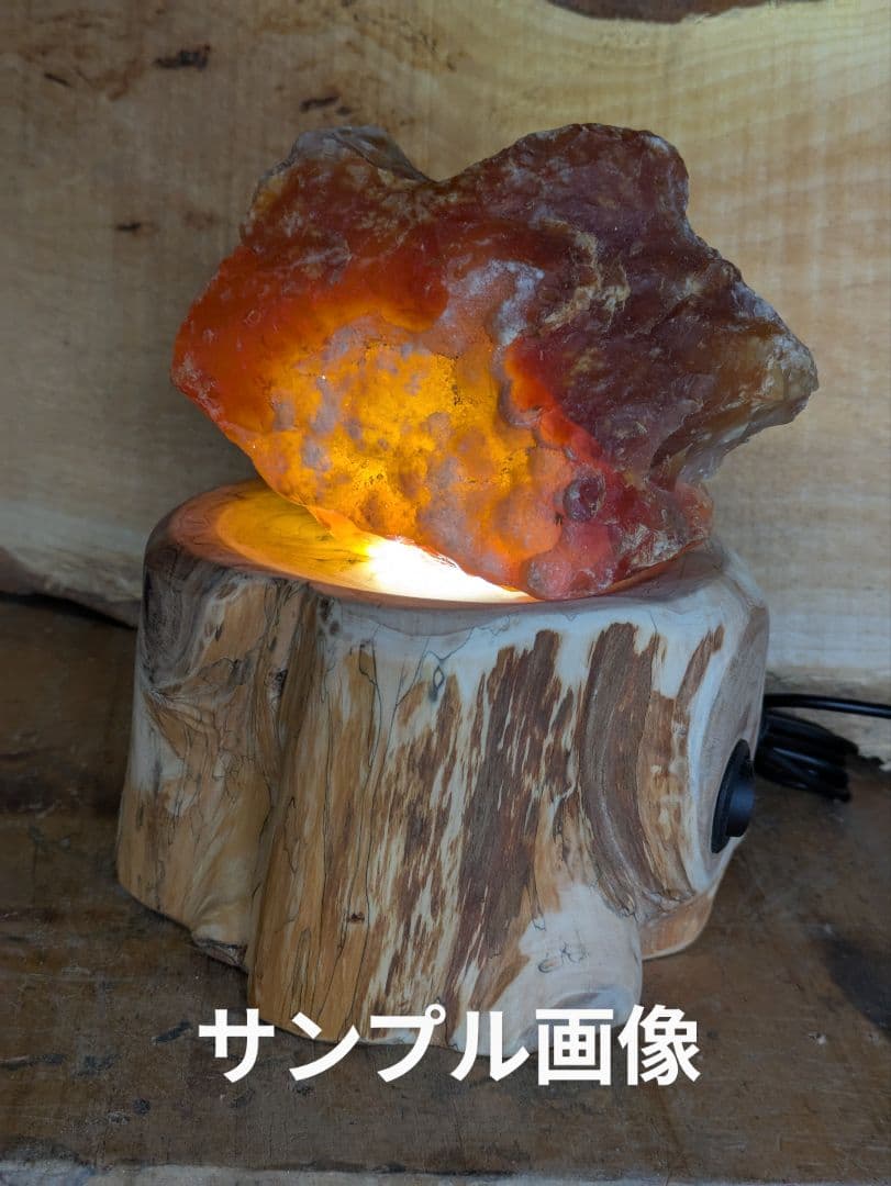 国産鉱物　花石瑪瑙　No.1 置物 木製ベース付き