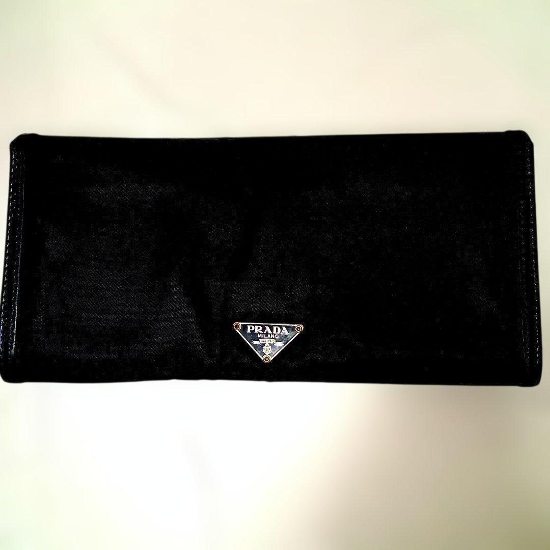 PRADA ブラックナイロン 薄型 長財布 折り財布 三角ロゴ メンズ