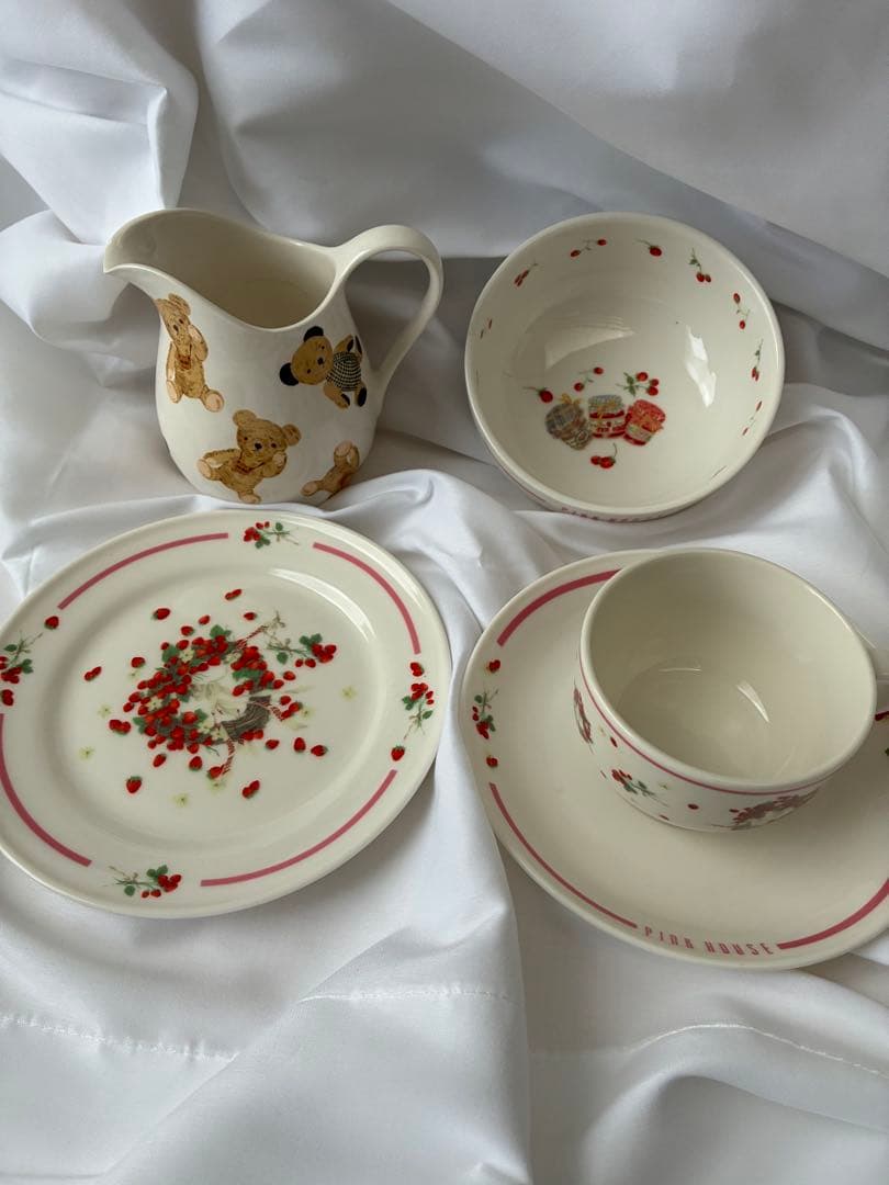 PINK HOUSE ピンクハウス 食器セット テディベア　いちご　皿　カップ