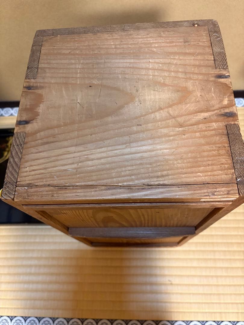 金箔装飾の4段重箱 ピンク