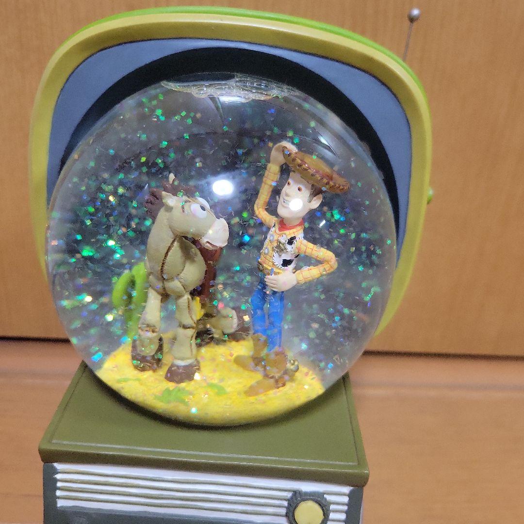 トイストーリー2 スノードーム　ウッディ　ブルズアイ　ピクサー