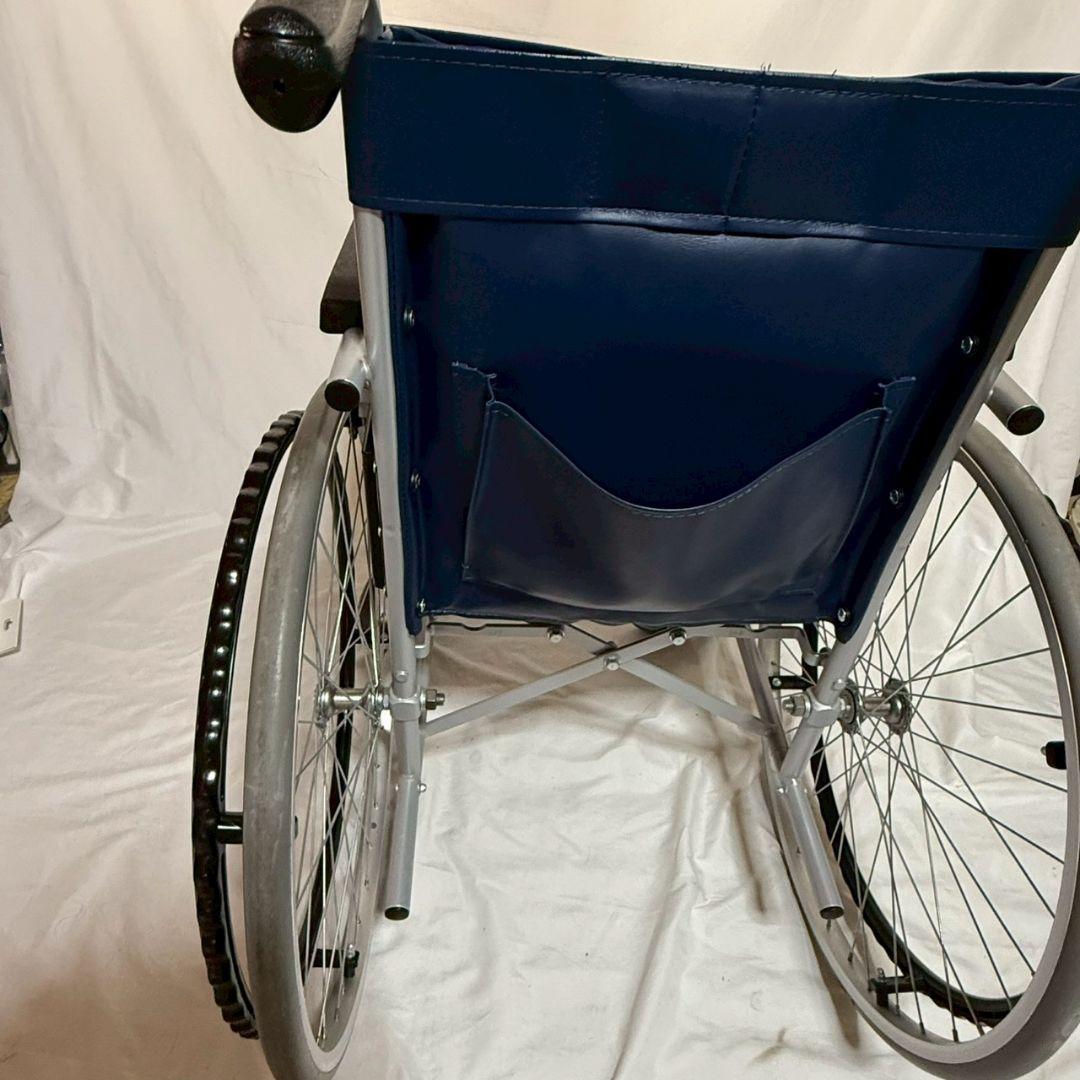 カワムラサイクル KR801N-S-R 自走式車椅子 ノーパンクタイヤ