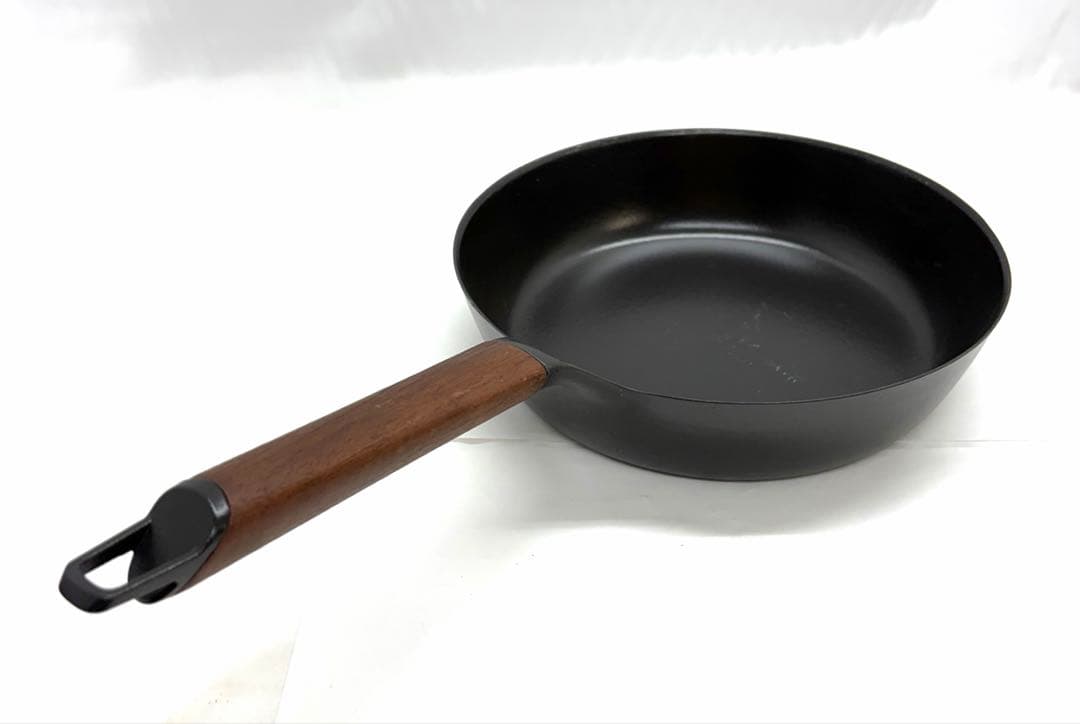 バーミキュラ　フライパン　直径約26ｃｍ　VERMICULAR 調理器具