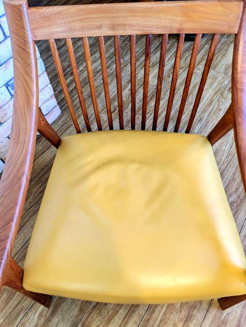 BC工房　だんらん工芸椅子　アームチェア　チーク無垢　アール　合皮