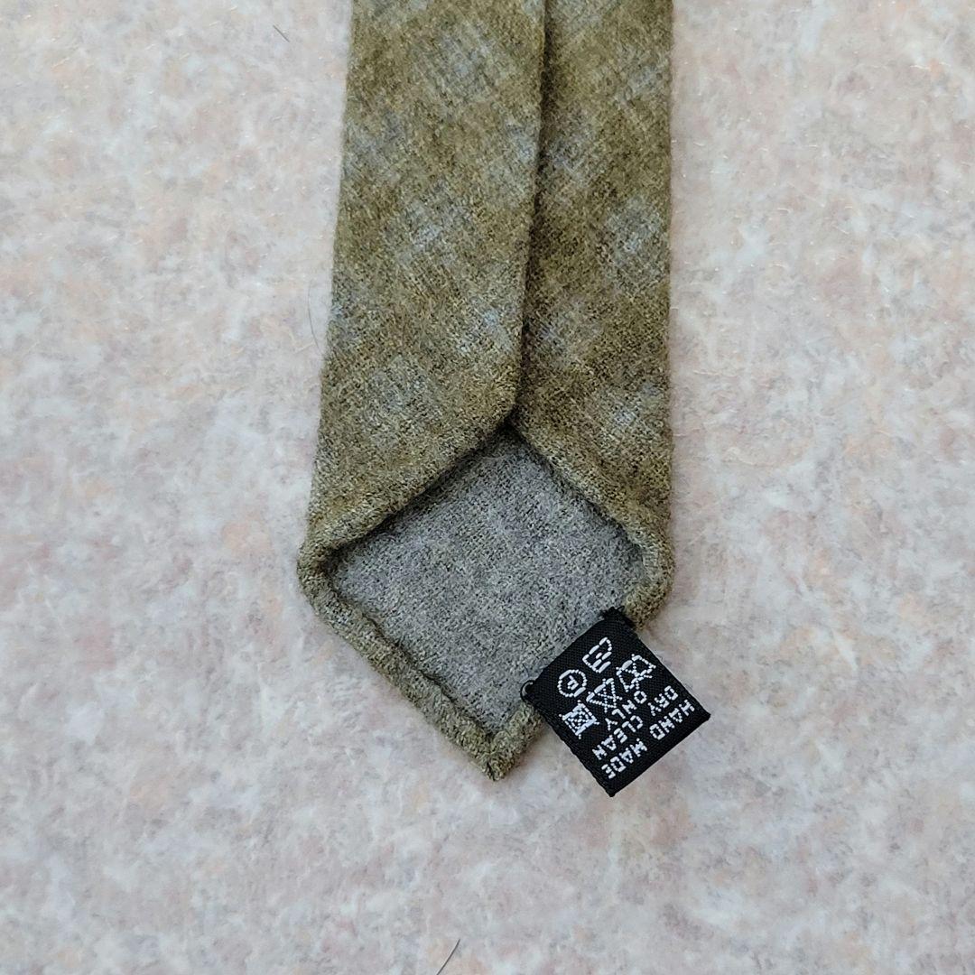 ★ほぼ未使用 タイユアタイ 秋冬ウール100% セッテピエゲ オリーブ ネクタイ