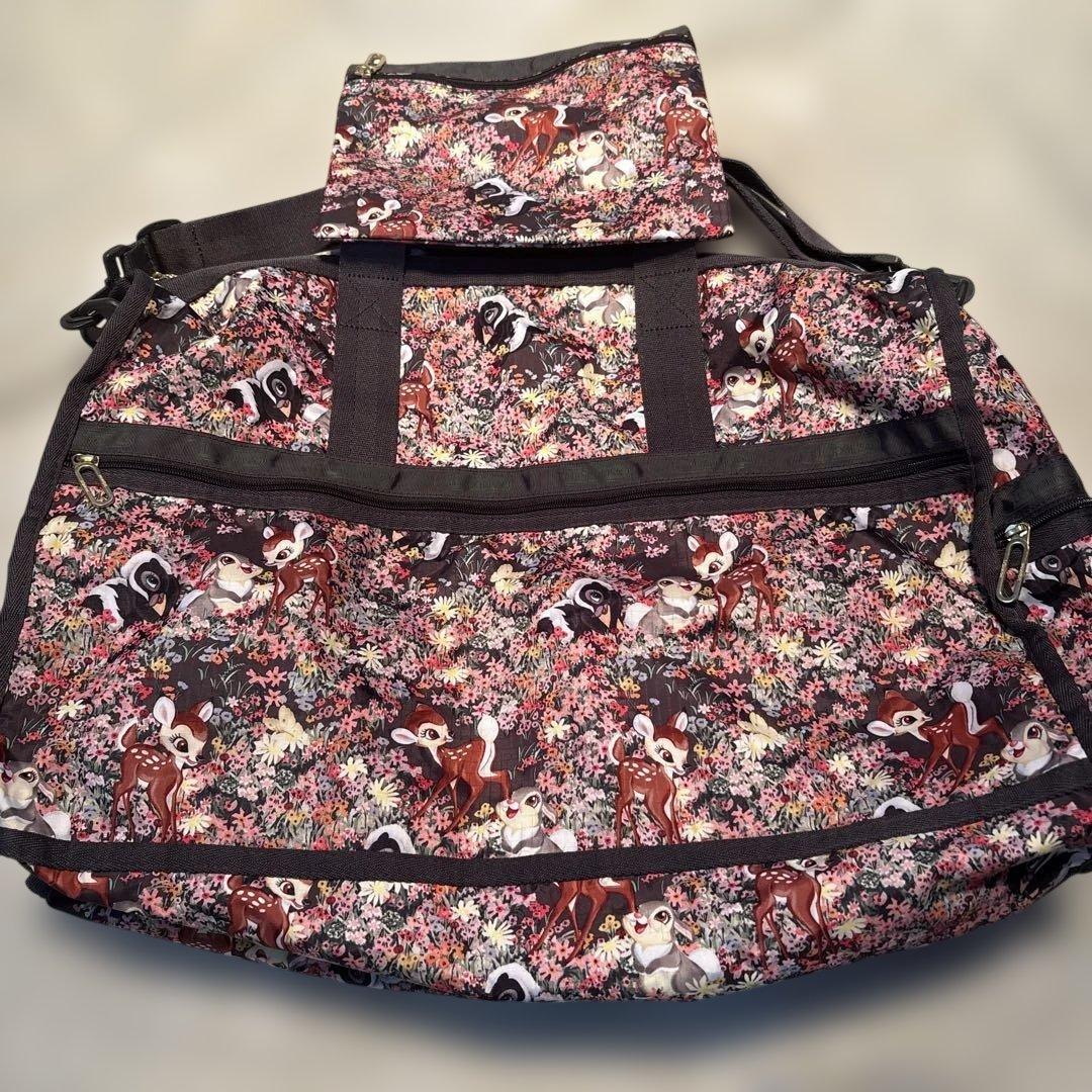 LeSportsac. バンビ柄　ボストンバッグ 約縦37x横50xマチ23