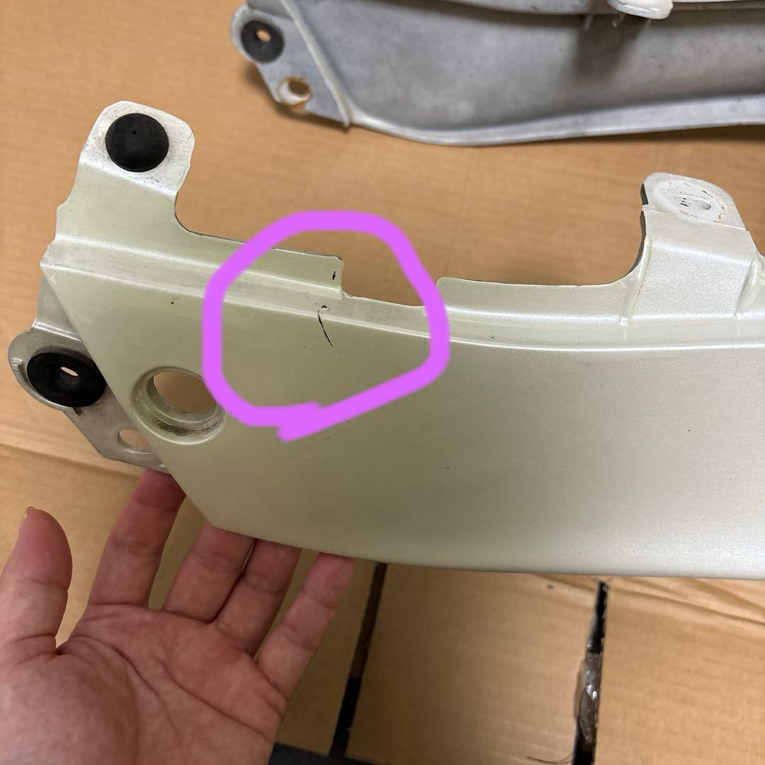 た*や様 GSX750 3型KATANA 750 テールカウル 白