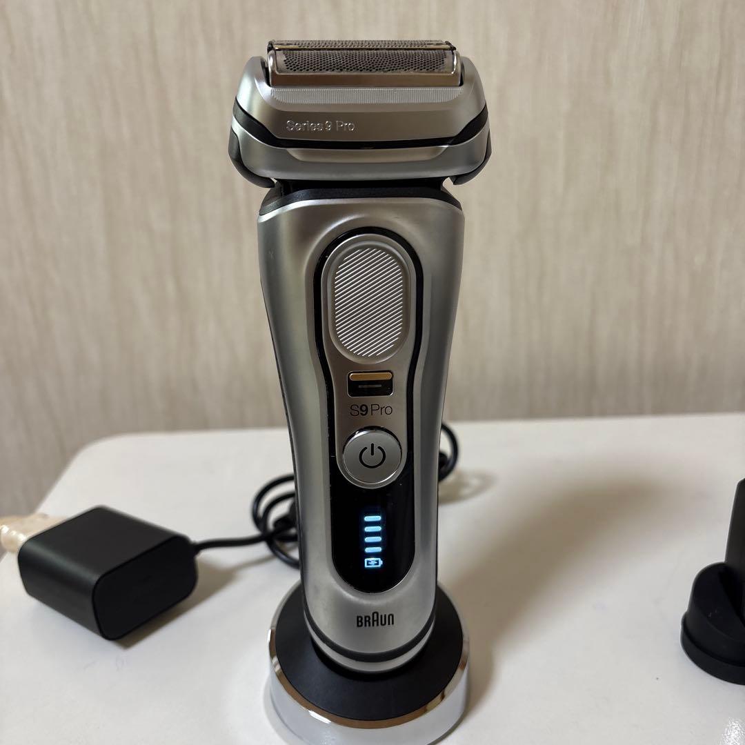 【ジャンク・美顔ヘッド未使用】ブラウン シリーズ9Pro （スイッチ破損あり）