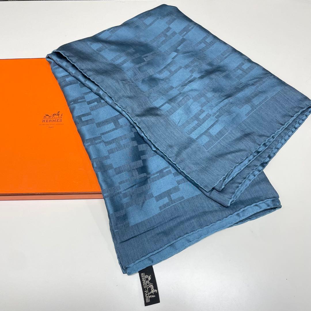 き*し様 HERMES ブルー H柄模様 スカーフ　エルメス