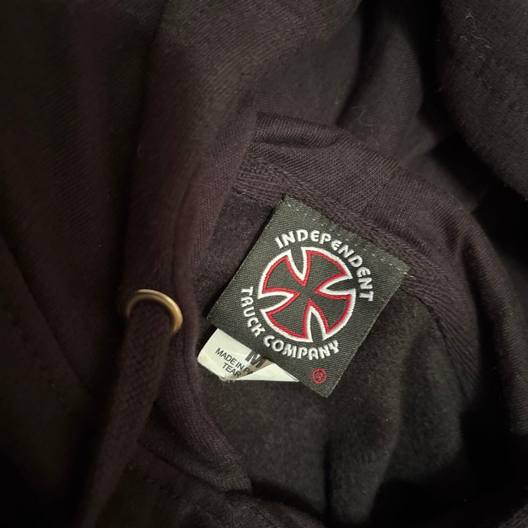 INDEPENDENT インディペンデント　アイアンクロスパーカー　ブラックM