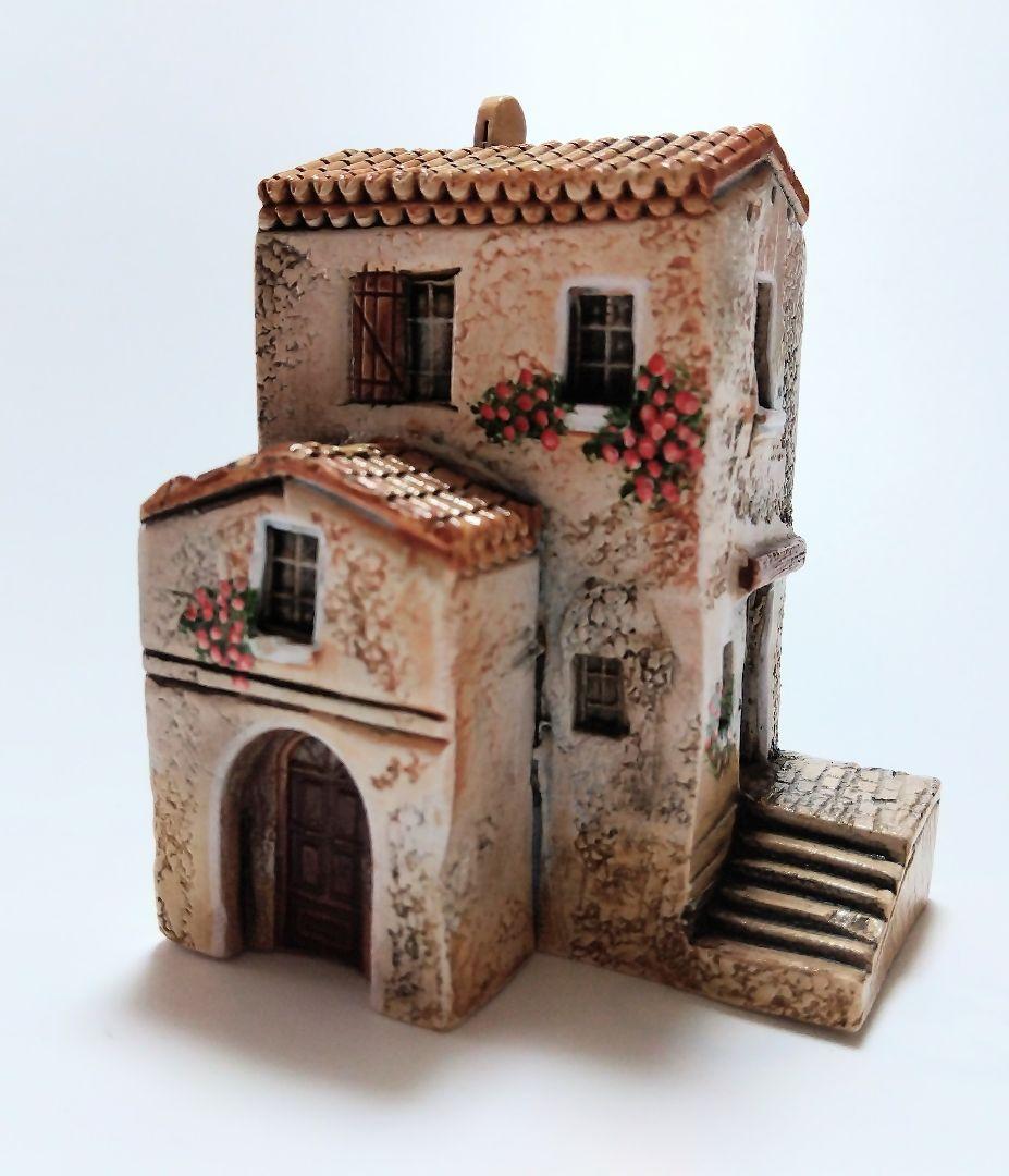 ゴーハウス★GAULT HOUSE お花の装飾が可愛いフランスの家