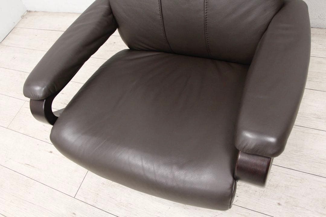 【極美品】himolla ヒモラ リクライニングチェア ゼロストレスチェア