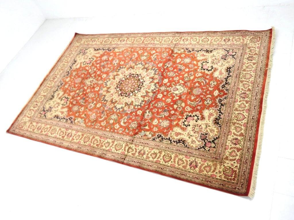 ペルシャ絨毯　クム　シルク　大判　絨毯　カーペット　高級