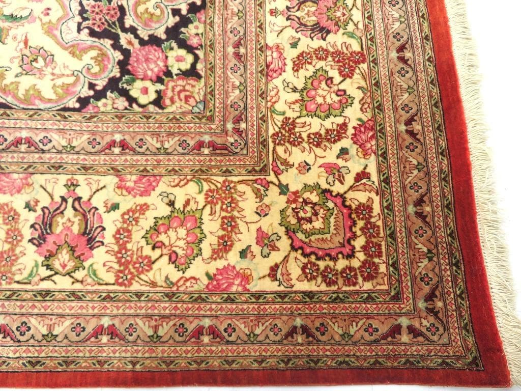 ペルシャ絨毯　クム　シルク　大判　絨毯　カーペット　高級