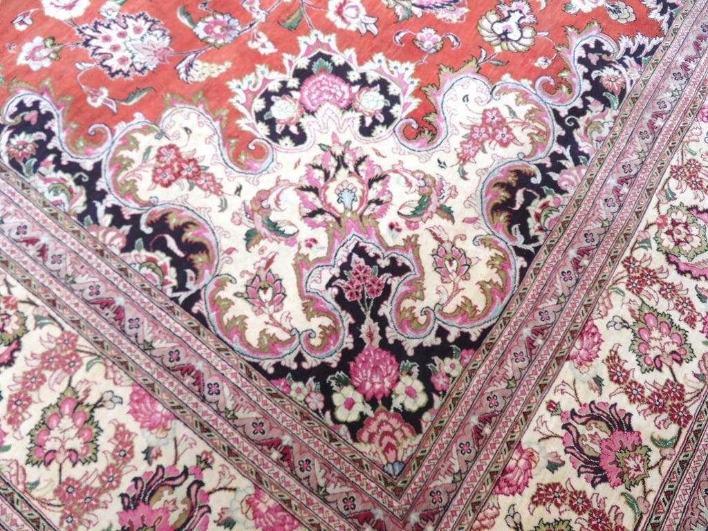 ペルシャ絨毯　クム　シルク　大判　絨毯　カーペット　高級