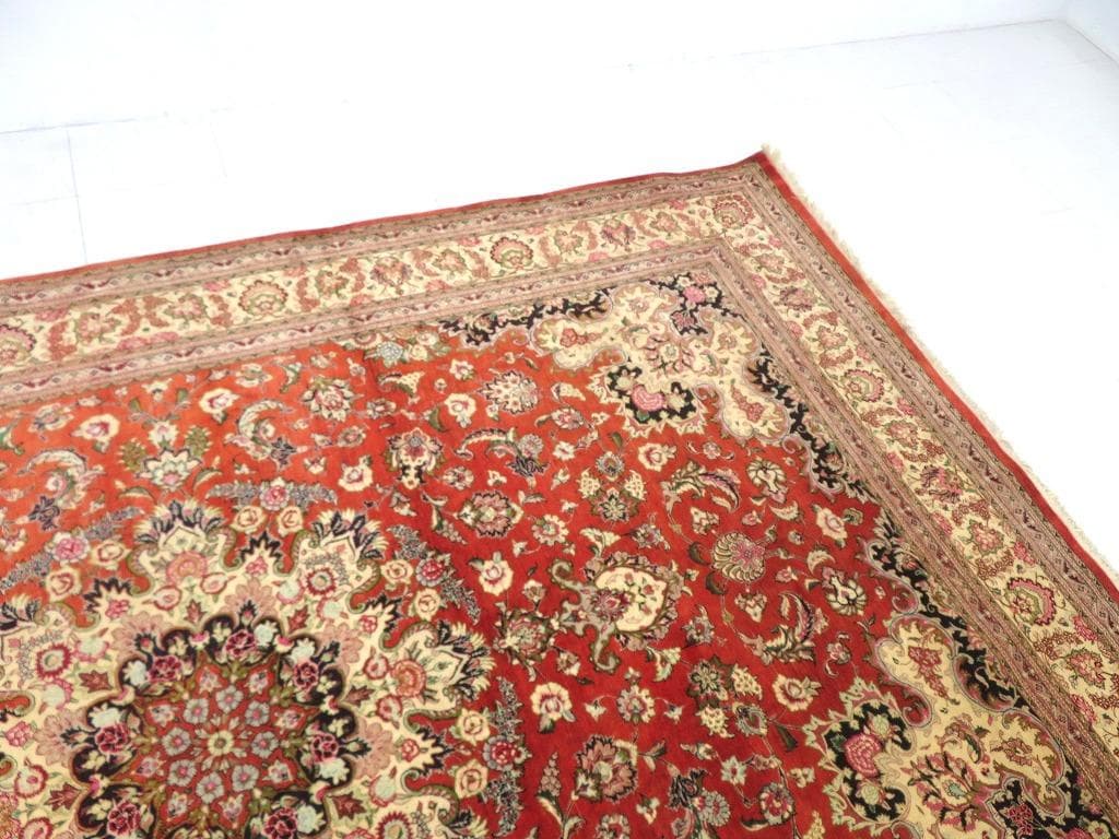 ペルシャ絨毯　クム　シルク　大判　絨毯　カーペット　高級