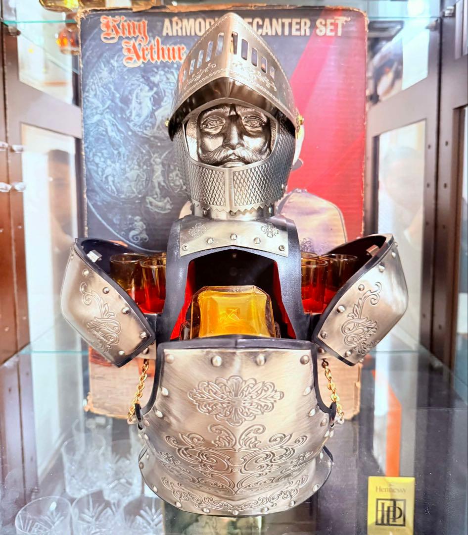 ニッカウイスキー 西洋甲冑 ボトルケース アンティーク