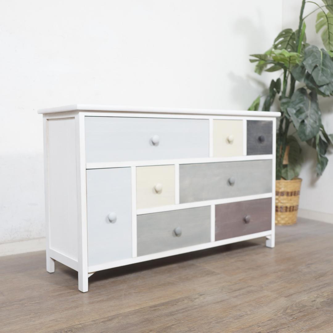 フォロー割【新品】木製スモーキーカラー　チェスト　アンティークホワイト