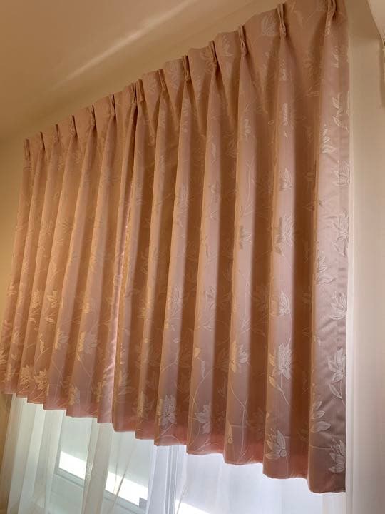 オーダーカーテン　デリアナ　ローズ　ピンク　花柄　ニトリ