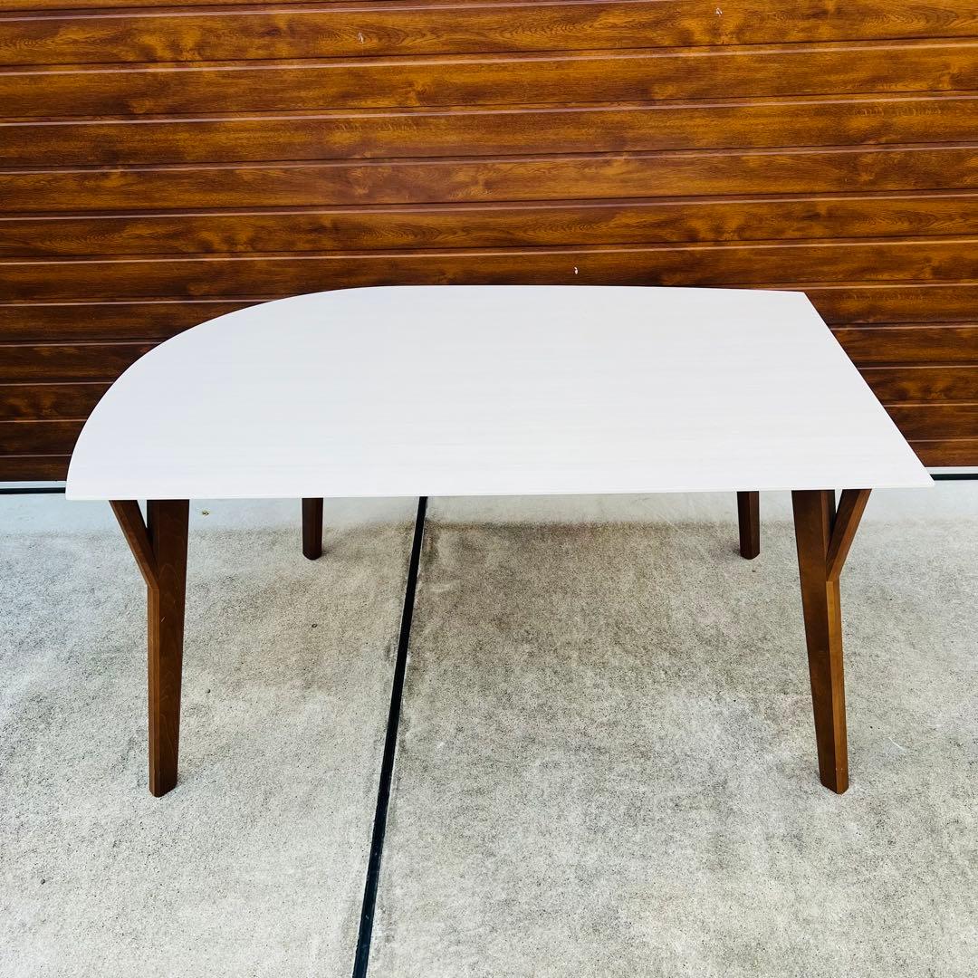 美品 モリタインテリア ダイニングテーブル 北欧 モダン 購入価格12万