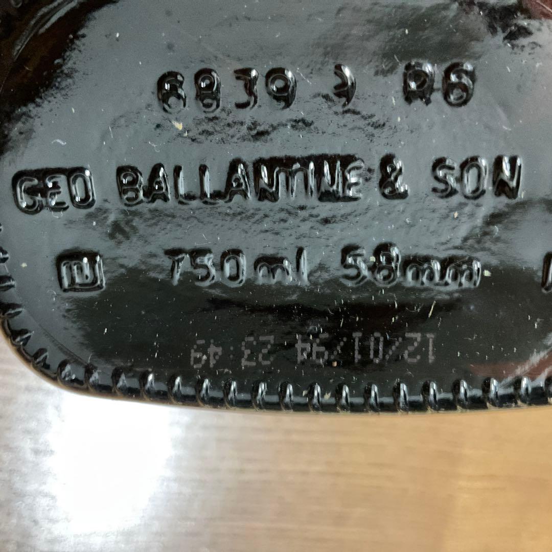 バランタインファイネスト赤紋章 750ml43%未開栓古酒スコッチレッドレーベル