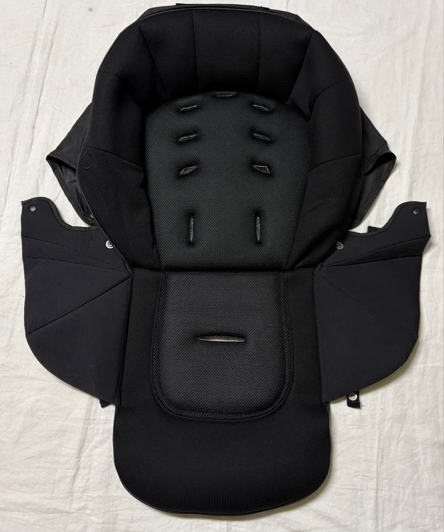 アップリカ ラクーナクッションフリープラス ベビーカー 美品 横スライド 清掃済