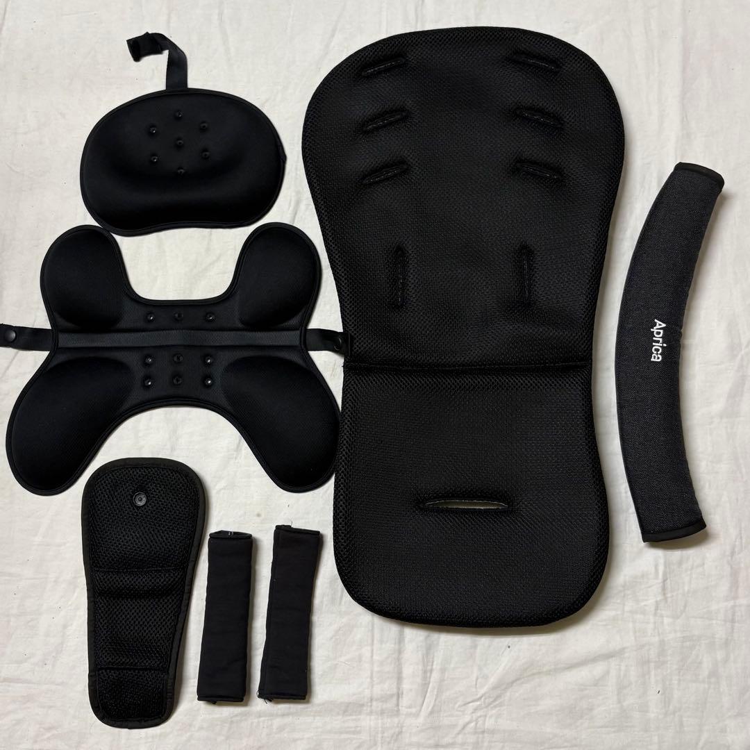 アップリカ ラクーナクッションフリープラス ベビーカー 美品 横スライド 清掃済