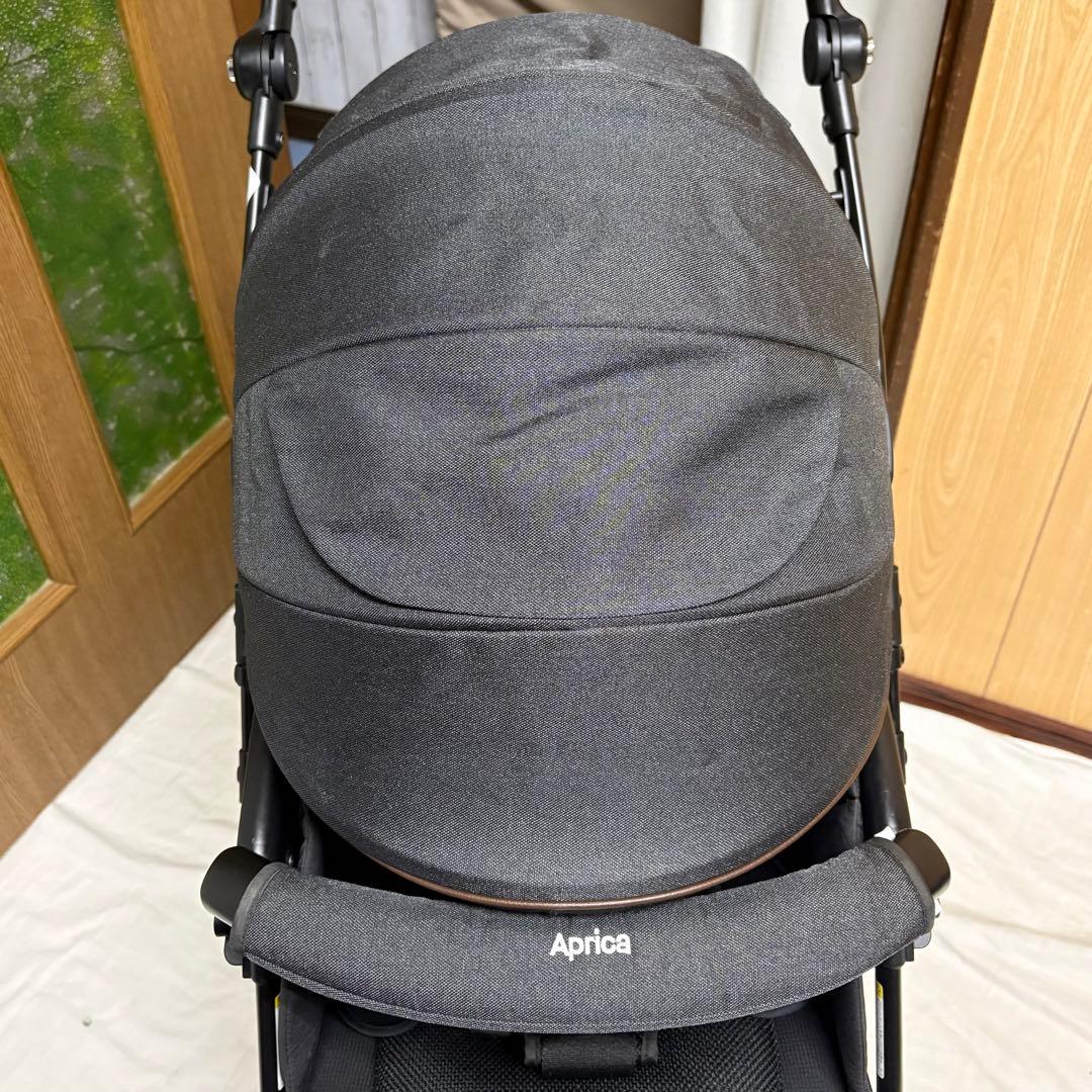 アップリカ ラクーナクッションフリープラス ベビーカー 美品 横スライド 清掃済