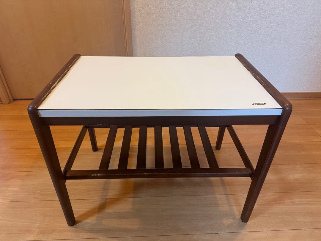 オールドカリモク レトロ　コーヒーテーブル　サイドテーブル　白天板　木製