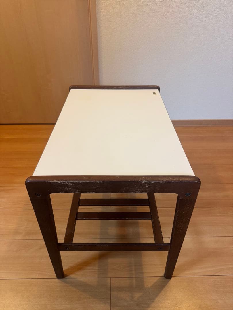 オールドカリモク レトロ　コーヒーテーブル　サイドテーブル　白天板　木製