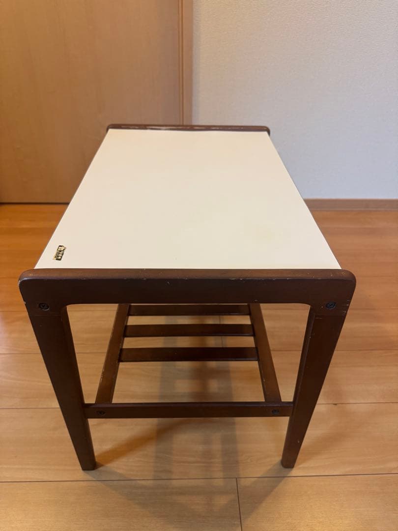 オールドカリモク レトロ　コーヒーテーブル　サイドテーブル　白天板　木製