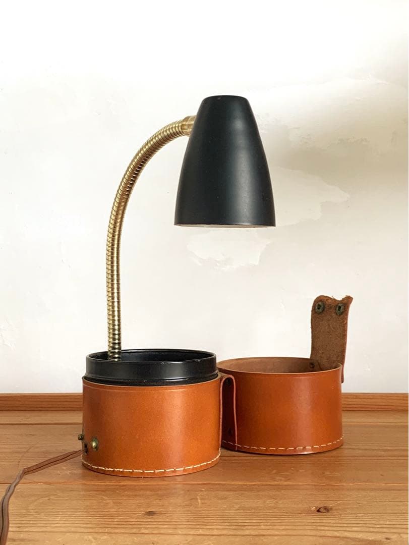 1960s ミッドセンチュリー　ビンテージ　レザー　ランプ　照明　電気スタンド