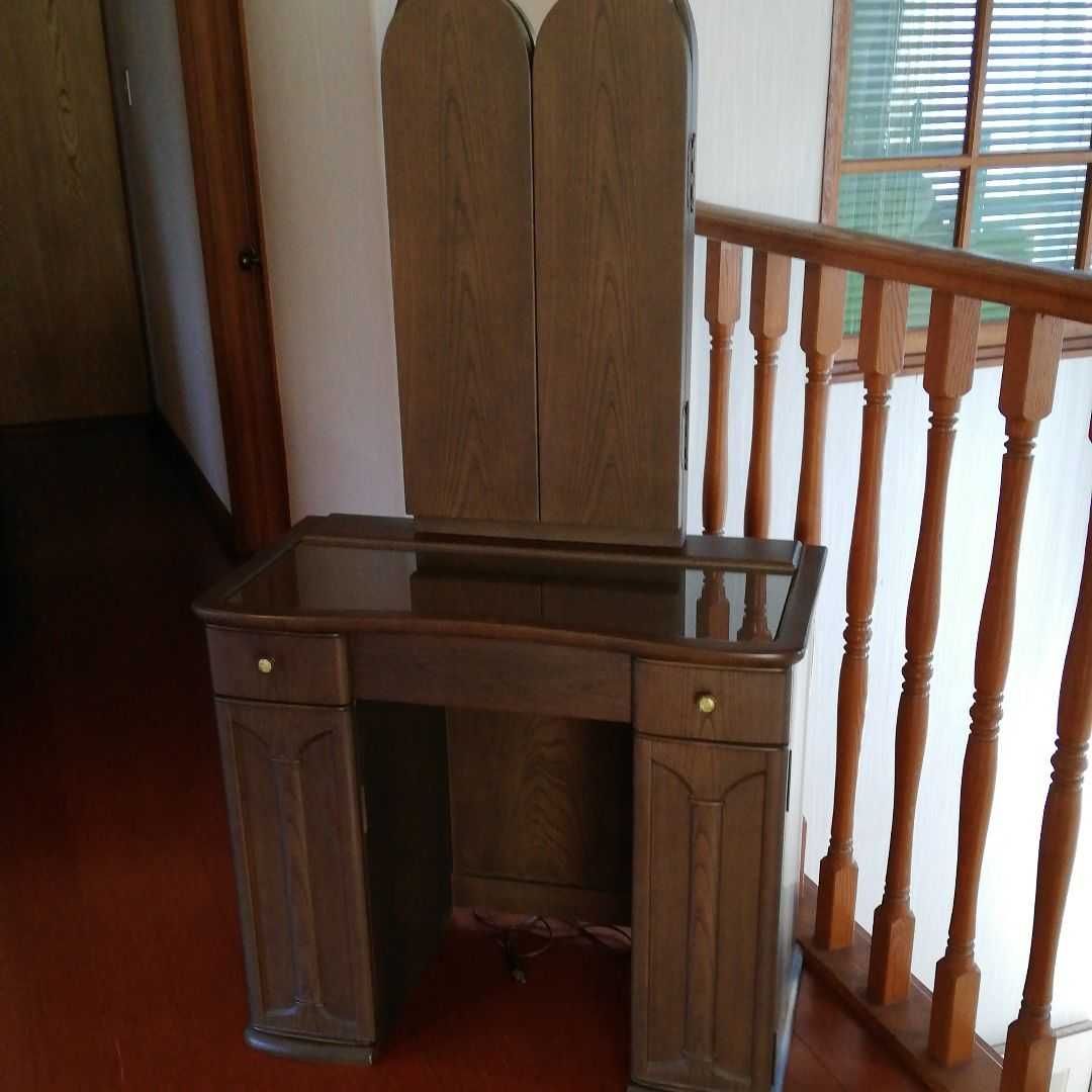 ニレ材のドレッサー＆椅子セット①【ドレッサー本体】