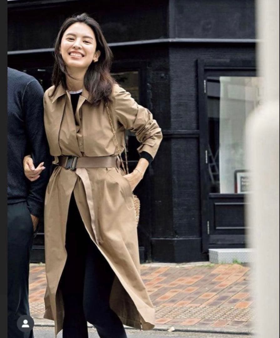 【申真衣さん着用】ルルレモン　防水トレンチコート