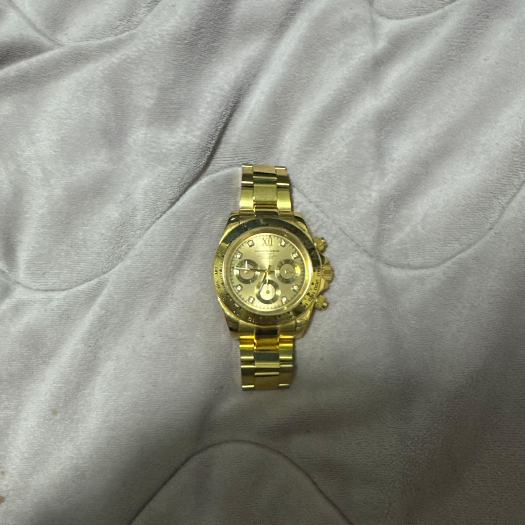 VALENTINO DOMANI 金無垢　腕時計　クォーツ　ジルコニアゴールド