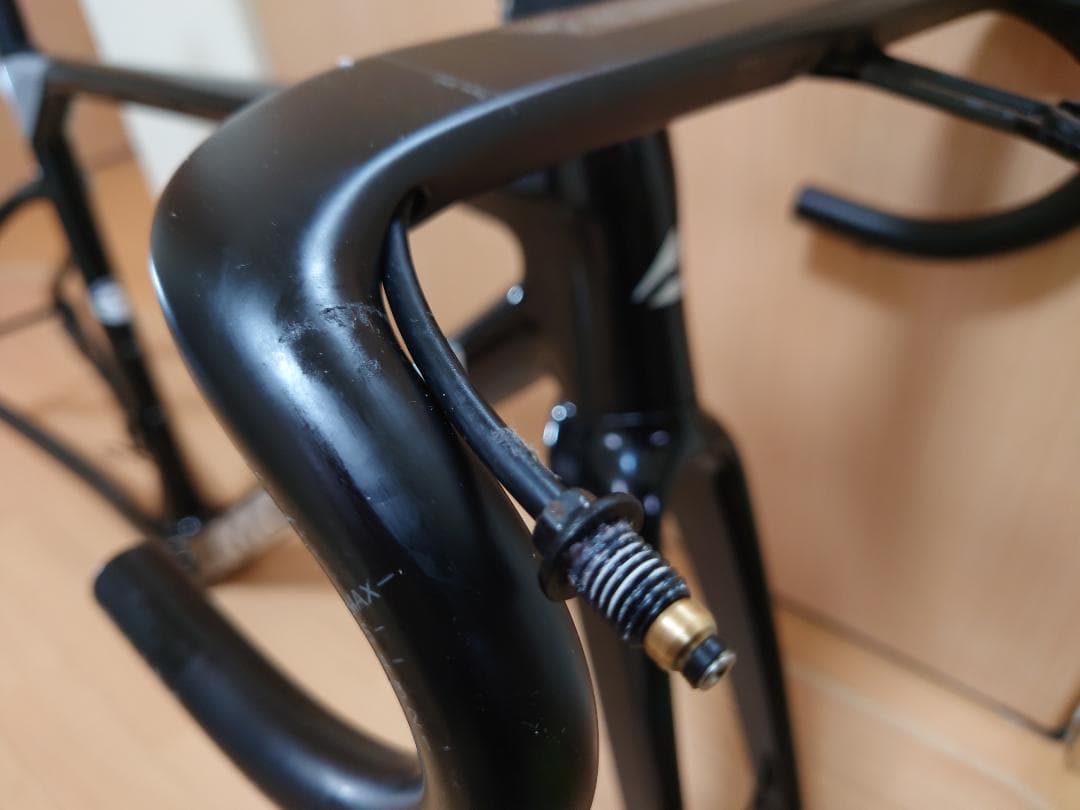 MERIDAスクルトゥーラXSサイズ完全ケーブル内蔵Di2配線バッテリー付