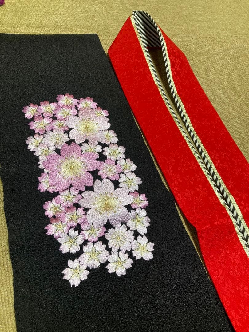 振袖7点セット 黒地 蝶柄 バラ柄 振袖 袋帯 長襦袢 帯締帯揚 重ね衿刺繍半衿