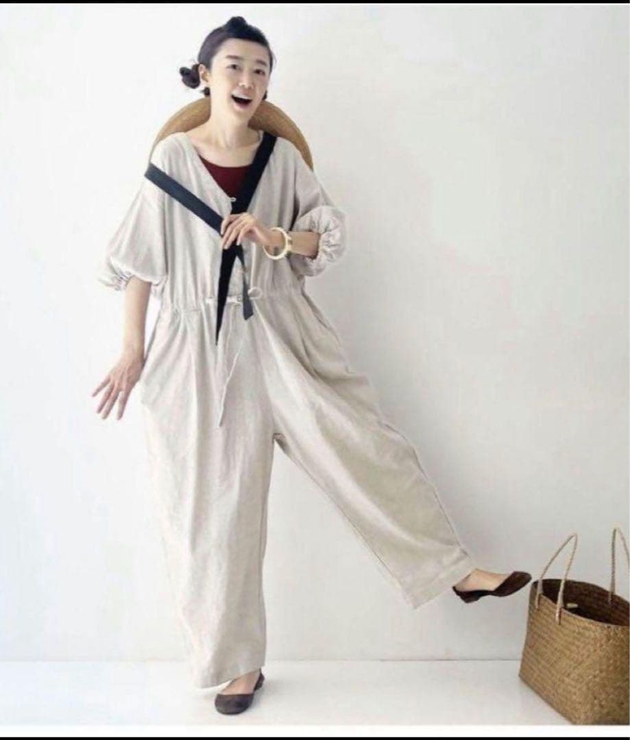 ネストローブ　バルーンスリーブサロペット