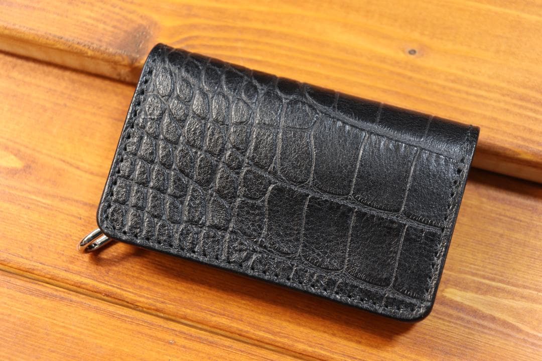 型押しクロコミニトラッカーウォレット　シルバー925アポロ コンチョ付き