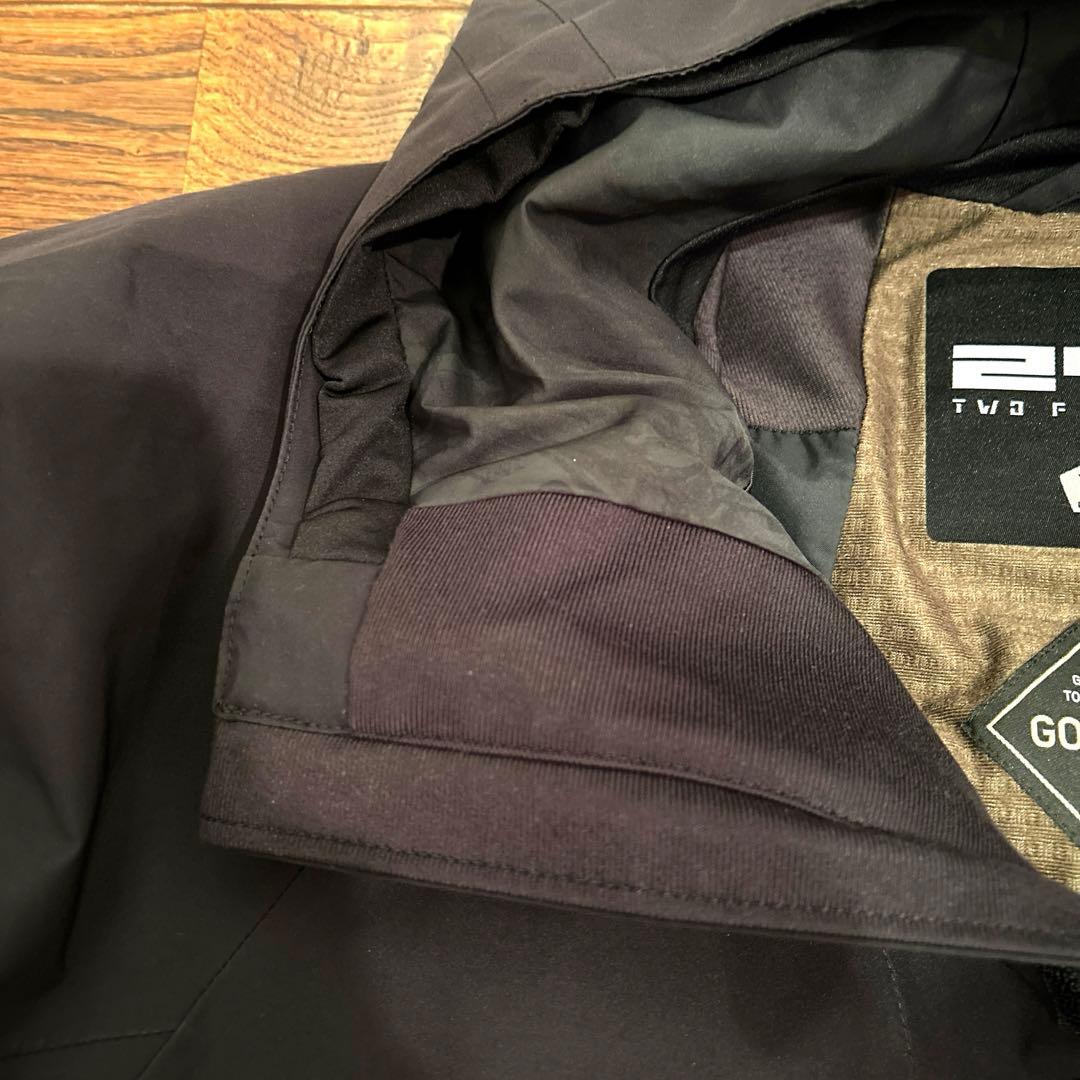 241スノーボードウェア　SWIFTジャケット GORE-TEX