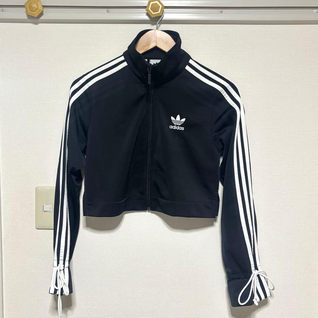 adidas originals ショート丈 トラックトップ