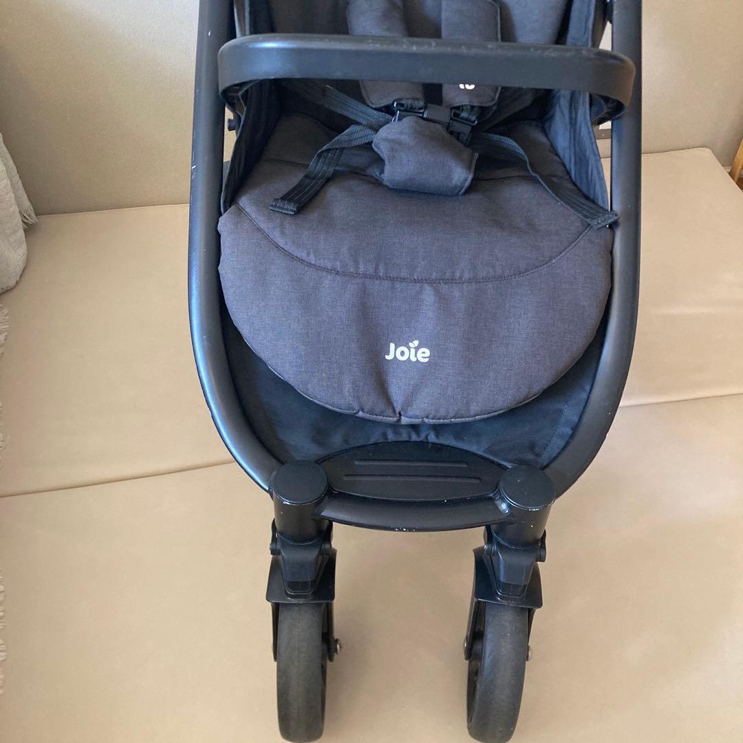 送料込【清掃済み】ドリンクホルダー付き　ライトトラックス4 カトージ　joie