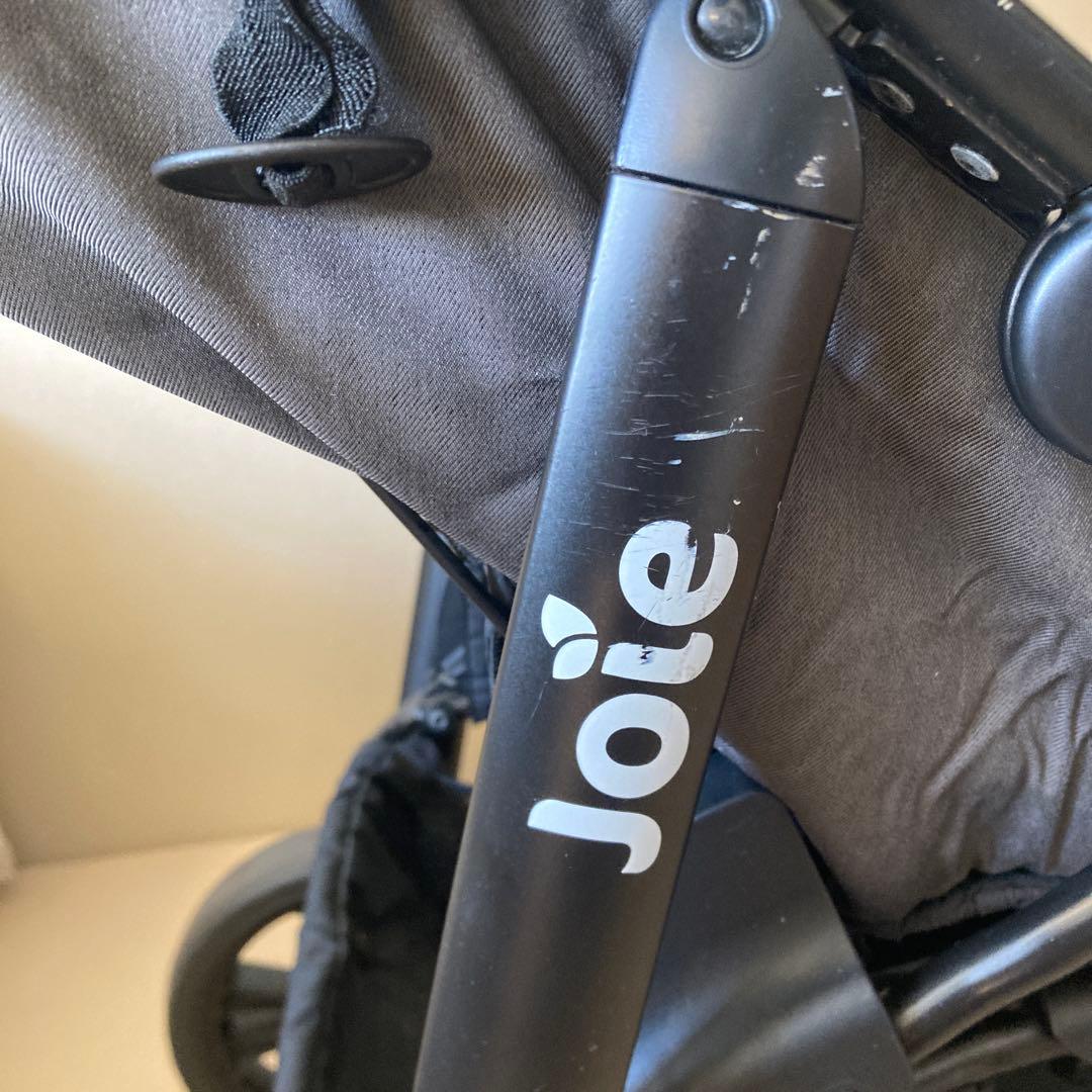 送料込【清掃済み】ドリンクホルダー付き　ライトトラックス4 カトージ　joie