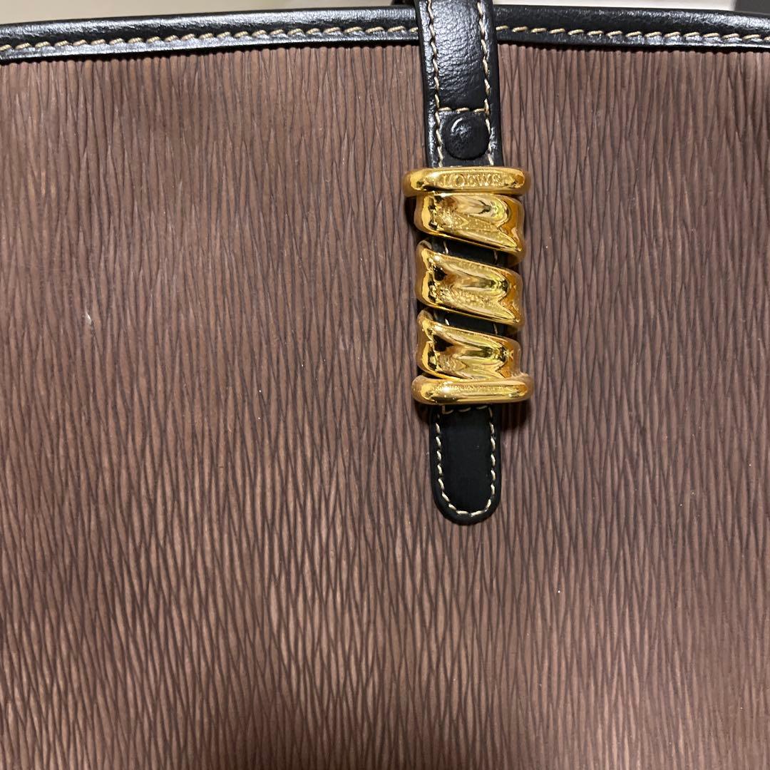 LOEWE ベラスケストートバッグ